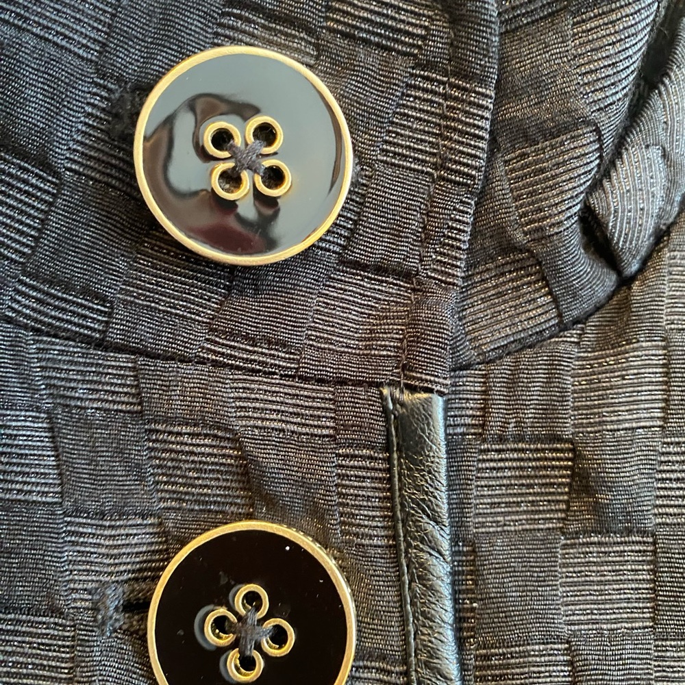 St John Coat - Picture 2 of 10